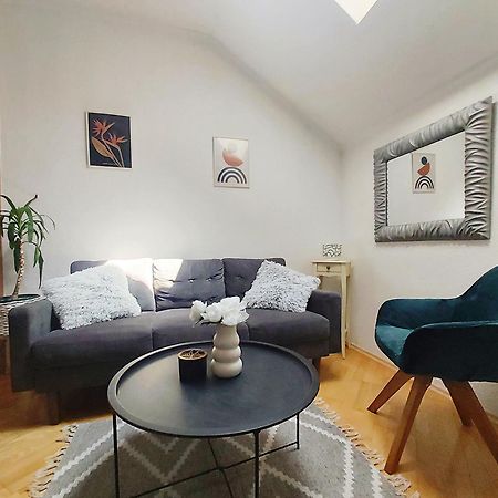 Zara Apartment With Terrace Near Old Town Мостар Екстер'єр фото